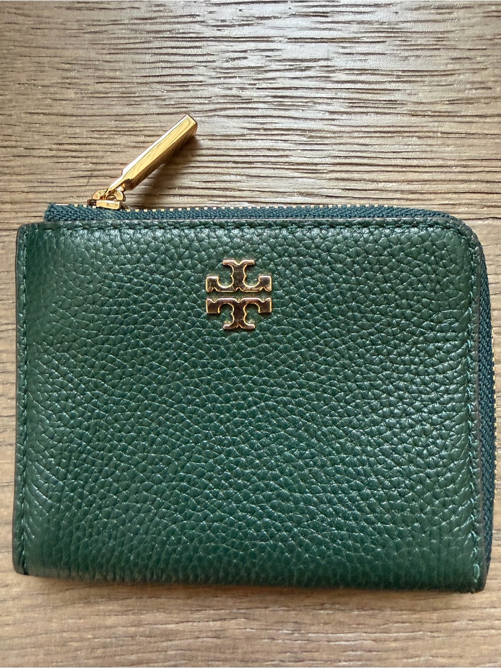Tory Burch Forest Green Pebbled Leather Zip Coin Wallet with Gold Logo